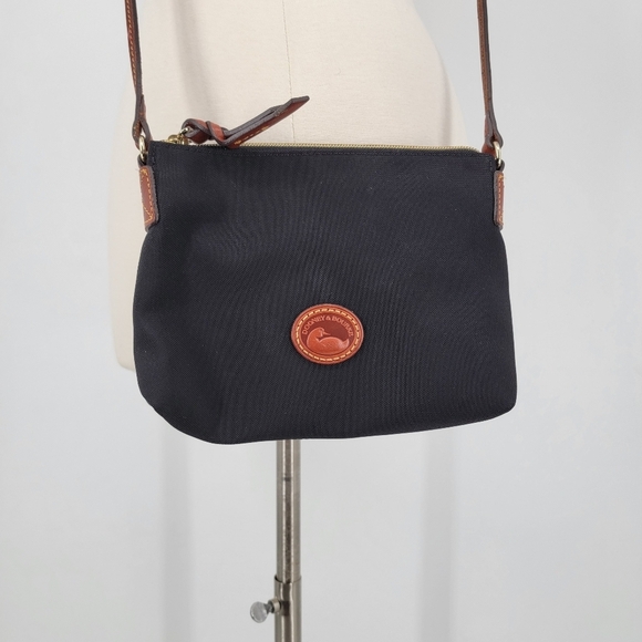 Dooney & Bourke Small Black Crossbody Bag Vintage Authentic Y2K Leather Strap - Picture 5 of 16